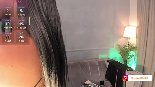 Kendallbleer online show from October 2025 01:17:02 AM