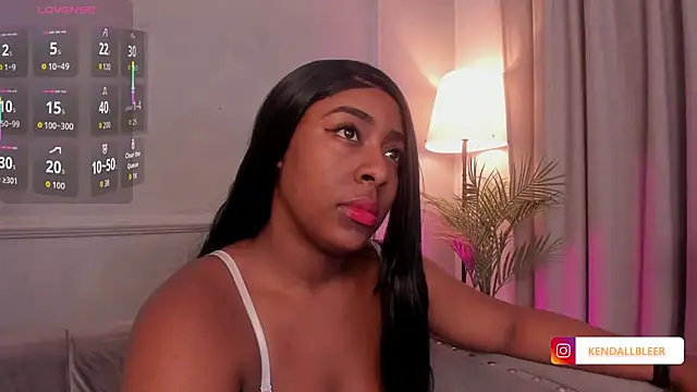 Kendallbleer online show from October 2025 11:55:02 AM