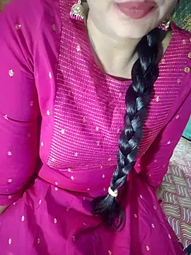 Snapshot of Shalini_telugu09 chatting on April 2026 10:10:02 AM Shalini telugu09 online show from April 2026 10:10:02 AM