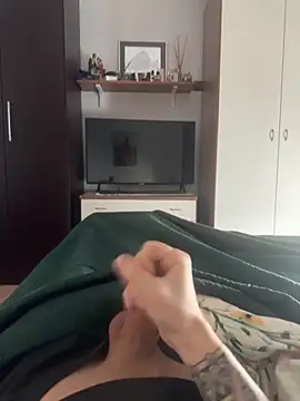 impaolo20 online show from October 2025 12:25:01 PM