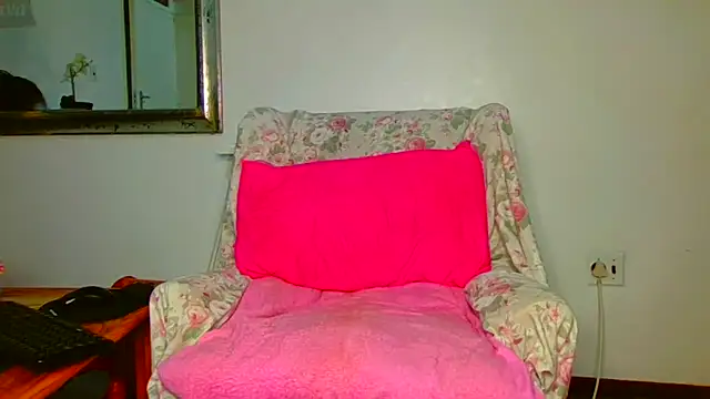 ModelZoee online show from March 2026 04:45:02 PM