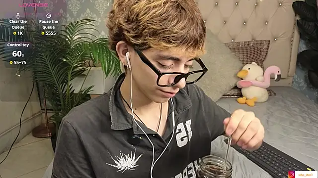 Matty Sparkk online show from February 2026 01:32:02 PM