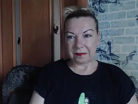 Snapshot of Lillia_Ray chatting on June 2026 06:18:02 AM Lillia Ray online show from June 2026 06:18:02 AM