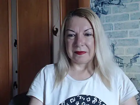 Snapshot of Lillia_Ray chatting on July 2026 06:26:02 AM Lillia Ray online show from July 2026 06:26:02 AM