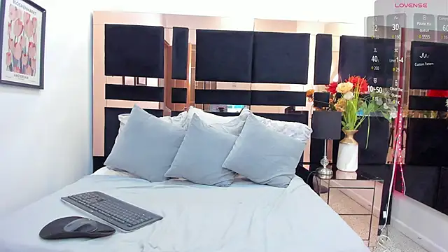 Snapshot of keylamillerr chatting on November 2025 07:27:01 PM keylamillerr online show from November 2025 07:27:01 PM