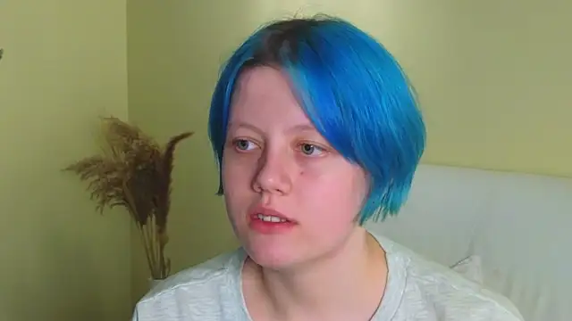 ErlineBeamer online show from March 2025 04:37:02 PM