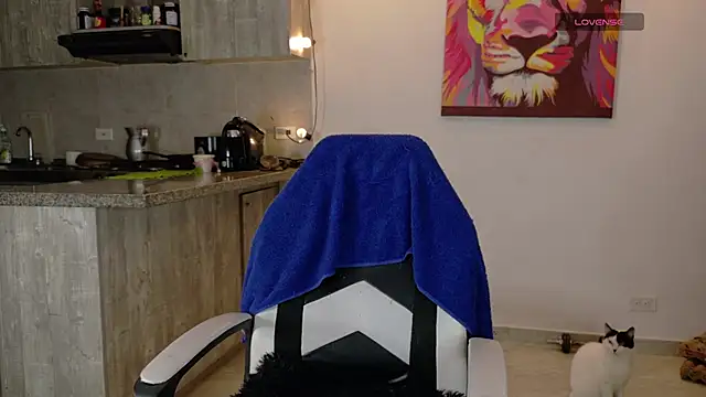 Ryannblue07 online show from April 2026 11:50:01 PM