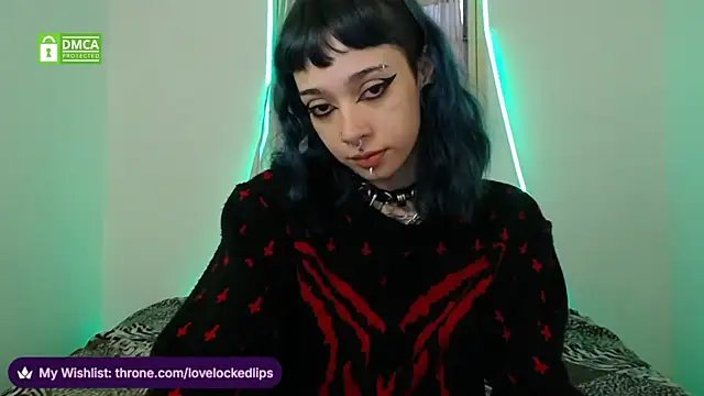 lovelockedlips online show from February 2026 02:23:01 PM