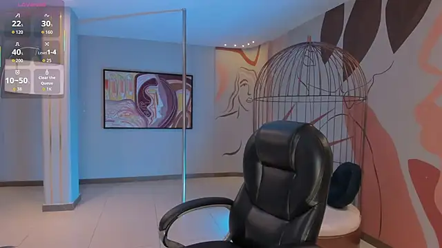 CandaseRussell online show from October 2025 08:07:01 PM