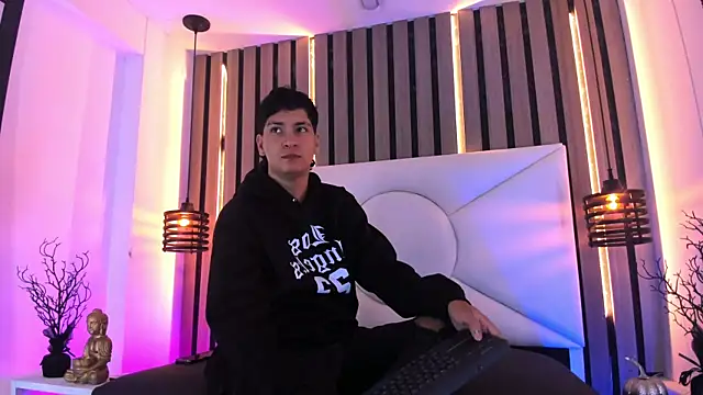 Snapshot of Jhojan_twink chatting on October 2025 12:17:02 PM Jhojan twink online show from October 2025 12:17:02 PM