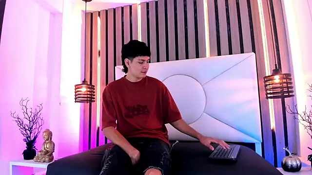 Snapshot of Jhojan_twink chatting on October 2025 12:17:02 PM Jhojan twink online show from October 2025 12:17:02 PM