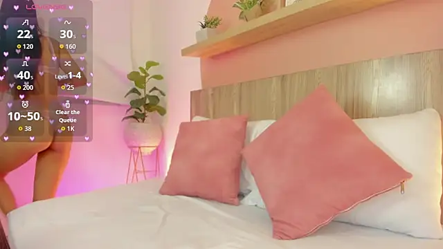 nina blake online show from November 2025 02:33:02 AM