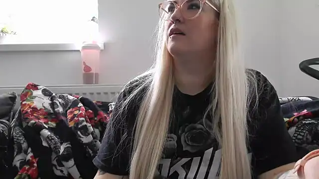 Sizzling Indie36 online show from October 2025 10:02:01 AM