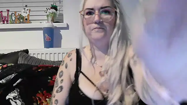 Sizzling Indie36 online show from October 2025 10:32:02 PM