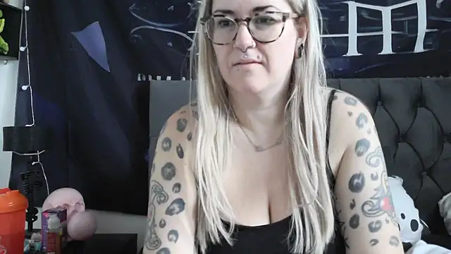 Sizzling Indie36 online show from December 2025 12:10:02 PM