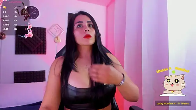 hannarusso online show from December 2025 08:05:01 PM