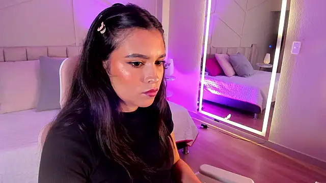 Eimmy bm online show from November 2025 07:24:01 PM