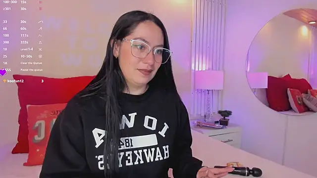 AliceCorner online show from November 2025 12:04:01 PM