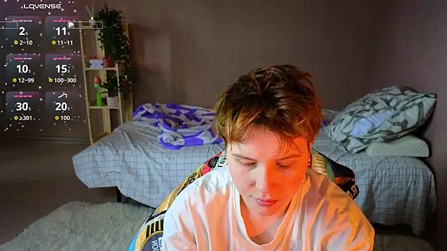 Snapshot of Tara_Lawson chatting on May 2026 02:39:01 AM Tara Lawson online show from May 2026 02:39:01 AM