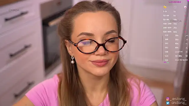 anitaraj  online show from November 2025 06:40:01 PM