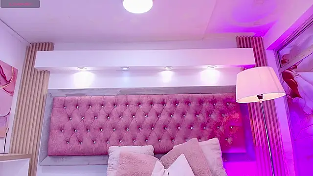 Andy Leex online show from March 2026 08:19:02 PM