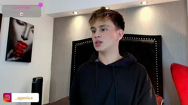 LiamWildx20 online show from January 2026 04:15:01 AM