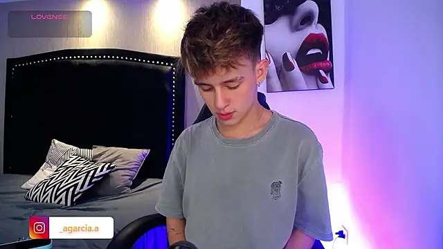 LiamWildx20 online show from March 2026 04:57:02 AM