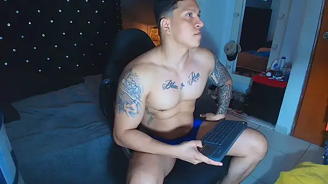 ethan dalton  online show from December 2025 03:23:01 AM