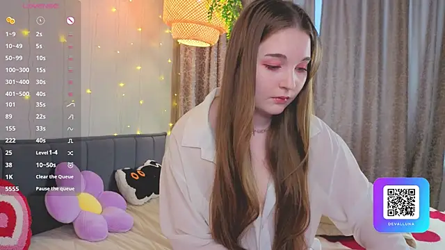 ConstanceHelms online show from April 2026 05:12:02 AM