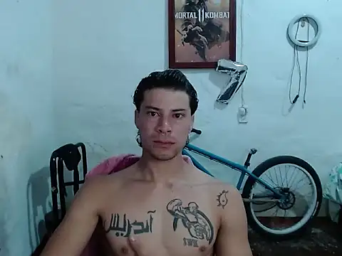 Snapshot of billykink chatting on October 2025 06:27:01 PM billykink online show from October 2025 06:27:01 PM