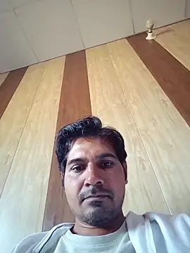 johnny8731 online show from March 2026 04:05:02 AM