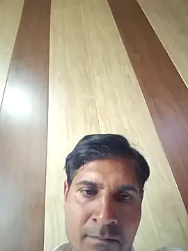 johnny8731 online show from April 2026 11:39:02 AM