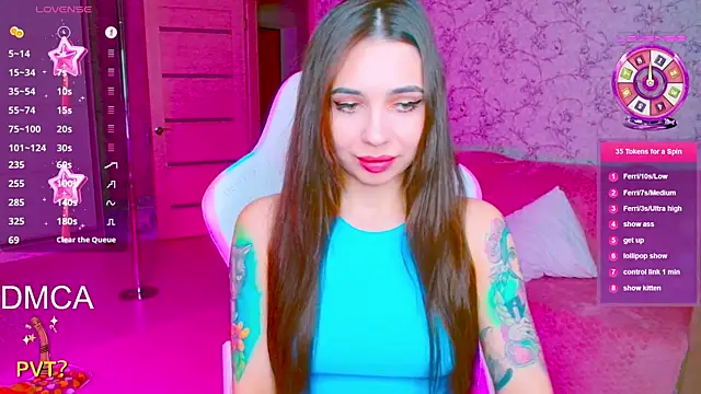 vinkiepinkie online show from April 2026 06:57:01 PM