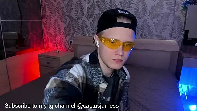Snapshot of Cactus__James chatting on September 2025 03:56:02 PM Cactus James online show from September 2025 03:56:02 PM