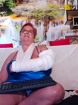 QueenPammy1 online show from March 2025 12:33:02 PM