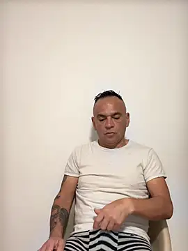 Snapshot of mateocali25 chatting on May 2026 11:58:02 AM mateocali25 online show from May 2026 11:58:02 AM