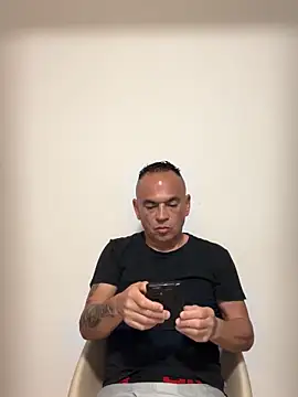 Snapshot of mateocali25 chatting on May 2026 07:31:01 PM mateocali25 online show from May 2026 07:31:01 PM