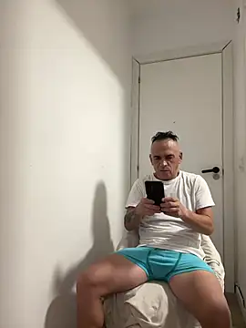 mateocali25 online show from July 2026 02:10:01 PM