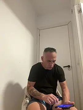 mateocali25 online show from July 2026 02:37:02 PM