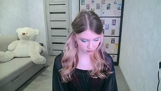 Snapshot of GinnyBlacky chatting on June 2026 06:23:01 PM GinnyBlacky online show from June 2026 06:23:01 PM