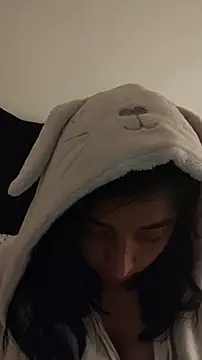 Elowyn online show from November 2025 03:54:01 AM