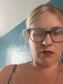 lady gloria69 online show from June 2026 11:23:01 AM