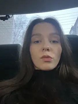 MilaBee online show from March 2025 11:30:02 AM