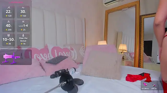 AriaJonnes  online show from December 2025 01:53:01 PM