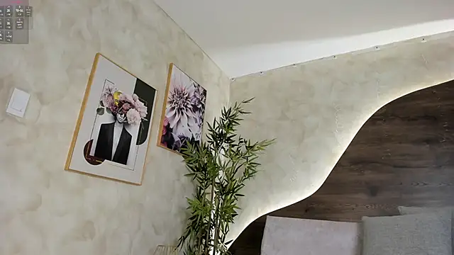 mia lacy  online show from November 2025 07:14:01 PM