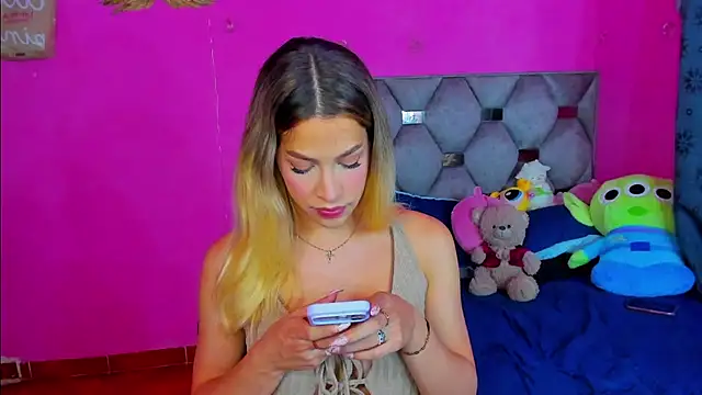 Snapshot of hanna_tss chatting on May 2026 03:58:02 AM hanna tss online show from May 2026 03:58:02 AM