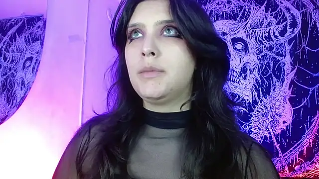 mikaskullcs online show from December 2025 09:20:01 PM