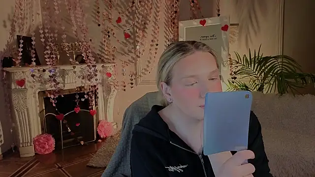 Jes Solar online show from February 2026 10:21:01 PM