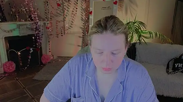 Jes Solar online show from March 2026 10:16:02 PM