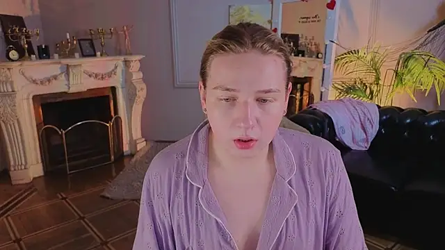 Jes Solar online show from April 2026 09:01:01 PM